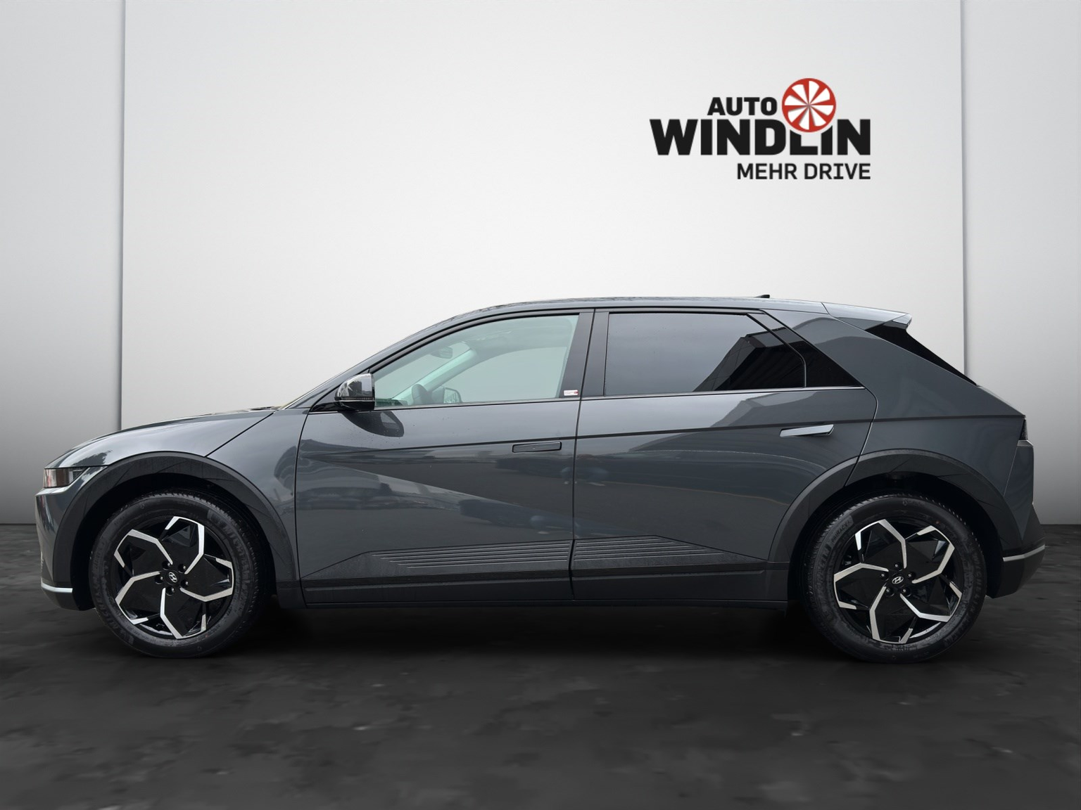 HYUNDAI Ioniq 5 Amplia 4WD 77.4kWh Heat Pump