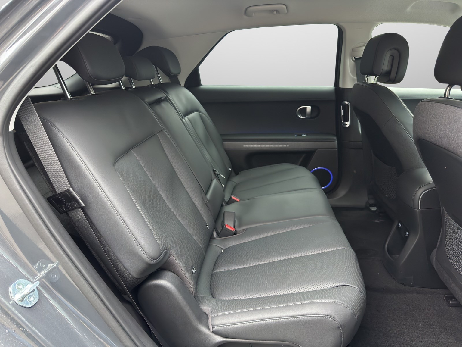 HYUNDAI Ioniq 5 Amplia 4WD 77.4kWh Heat Pump