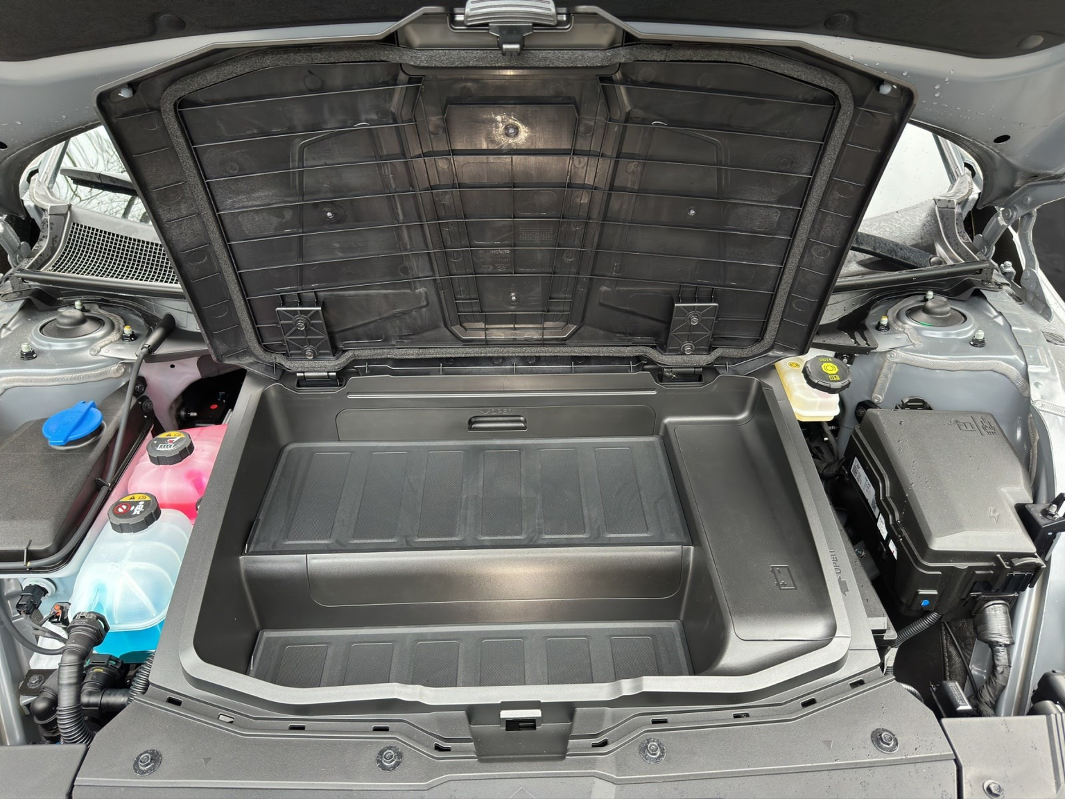 HYUNDAI Ioniq 5 Amplia 4WD 77.4kWh Heat Pump