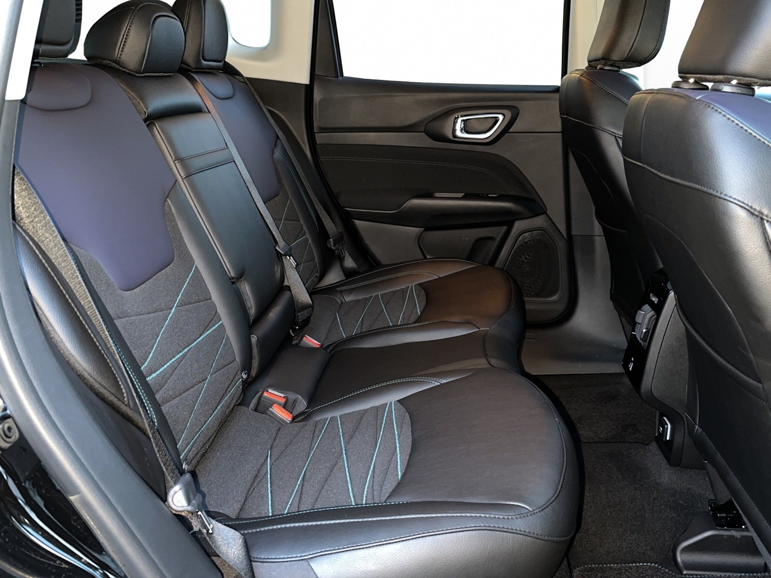 JEEP Compass 1.3 Upland 4xe