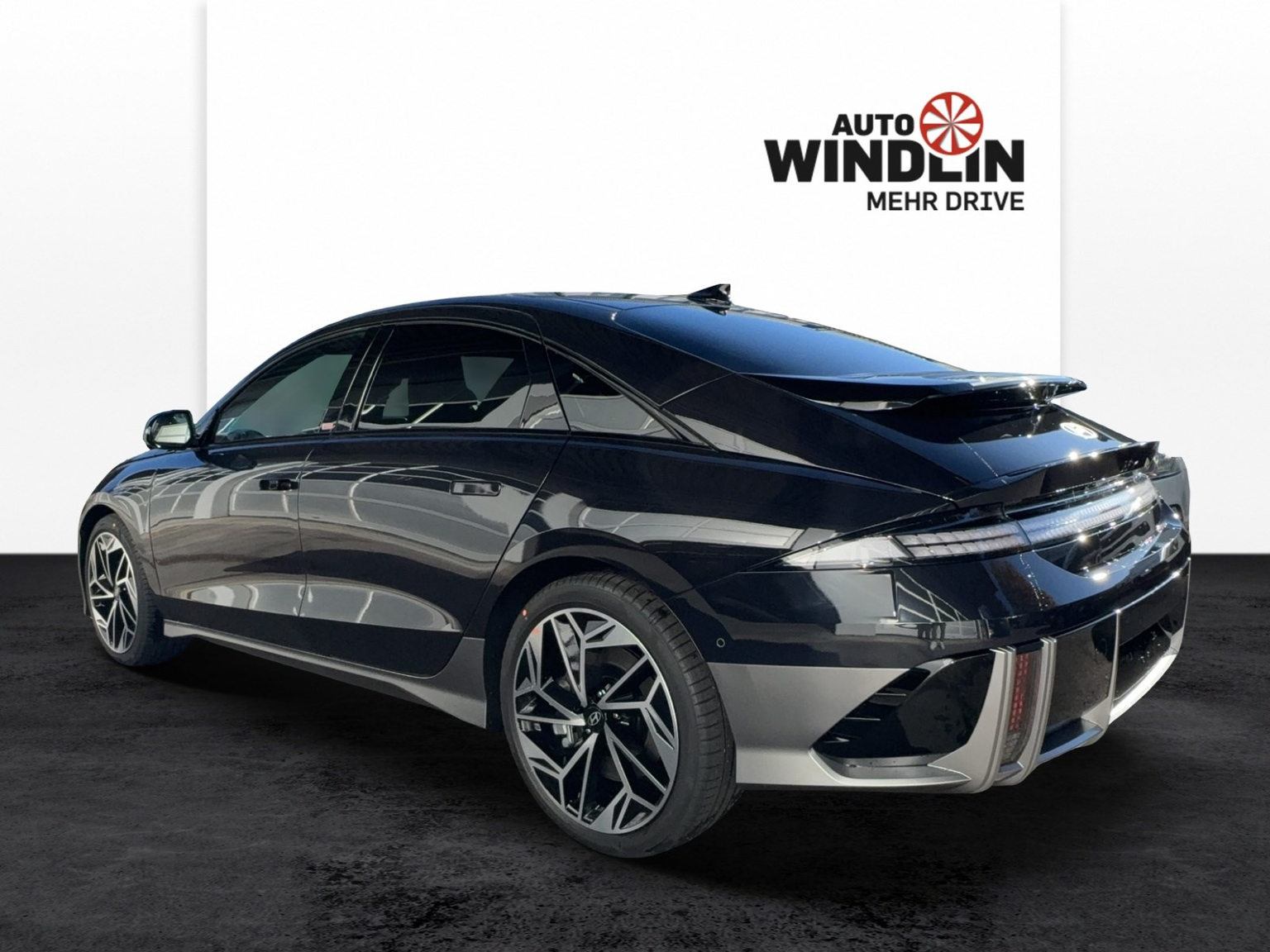 HYUNDAI Ioniq 6 Launch Edition 4WD 77.4kWh