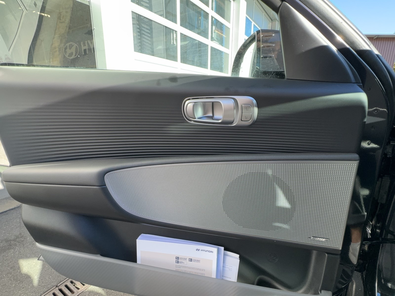 HYUNDAI Ioniq 6 Launch Edition 4WD 77.4kWh