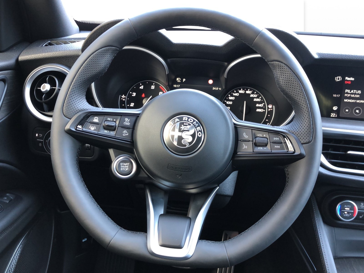 ALFA ROMEO Stelvio 2.0 Q4 TI Sky 20