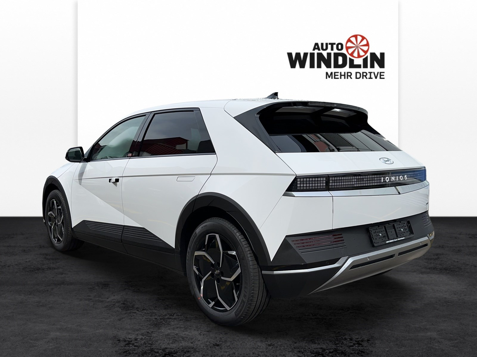 HYUNDAI Ioniq 5 Amplia 4WD 77.4kWh Heat Pump