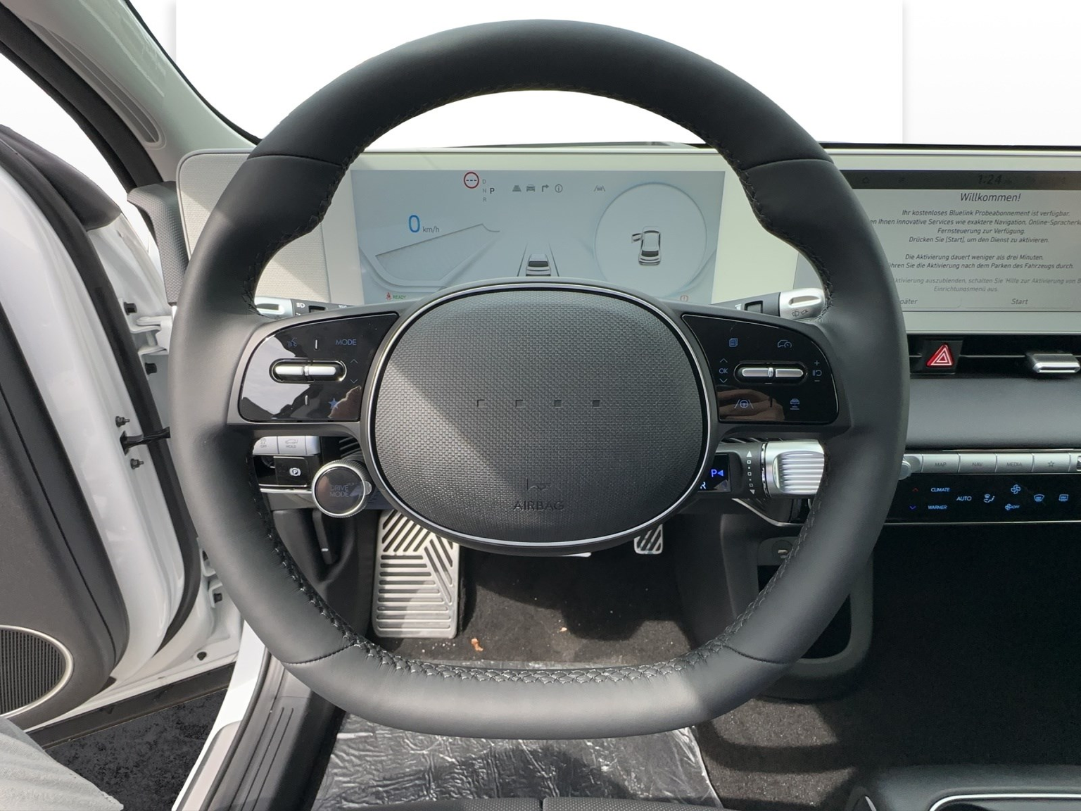 HYUNDAI Ioniq 5 Amplia 4WD 77.4kWh Heat Pump