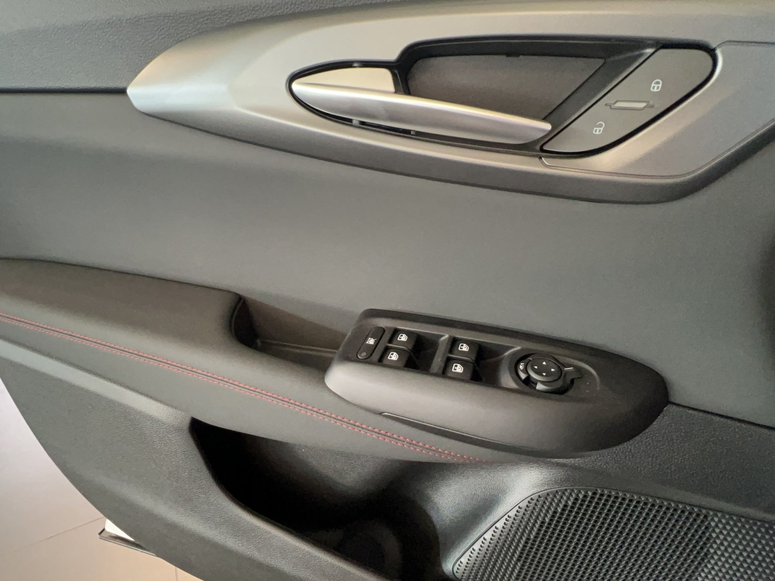 ALFA ROMEO Tonale 1.3 Plug-in Hybrid Veloce Q4 Sky