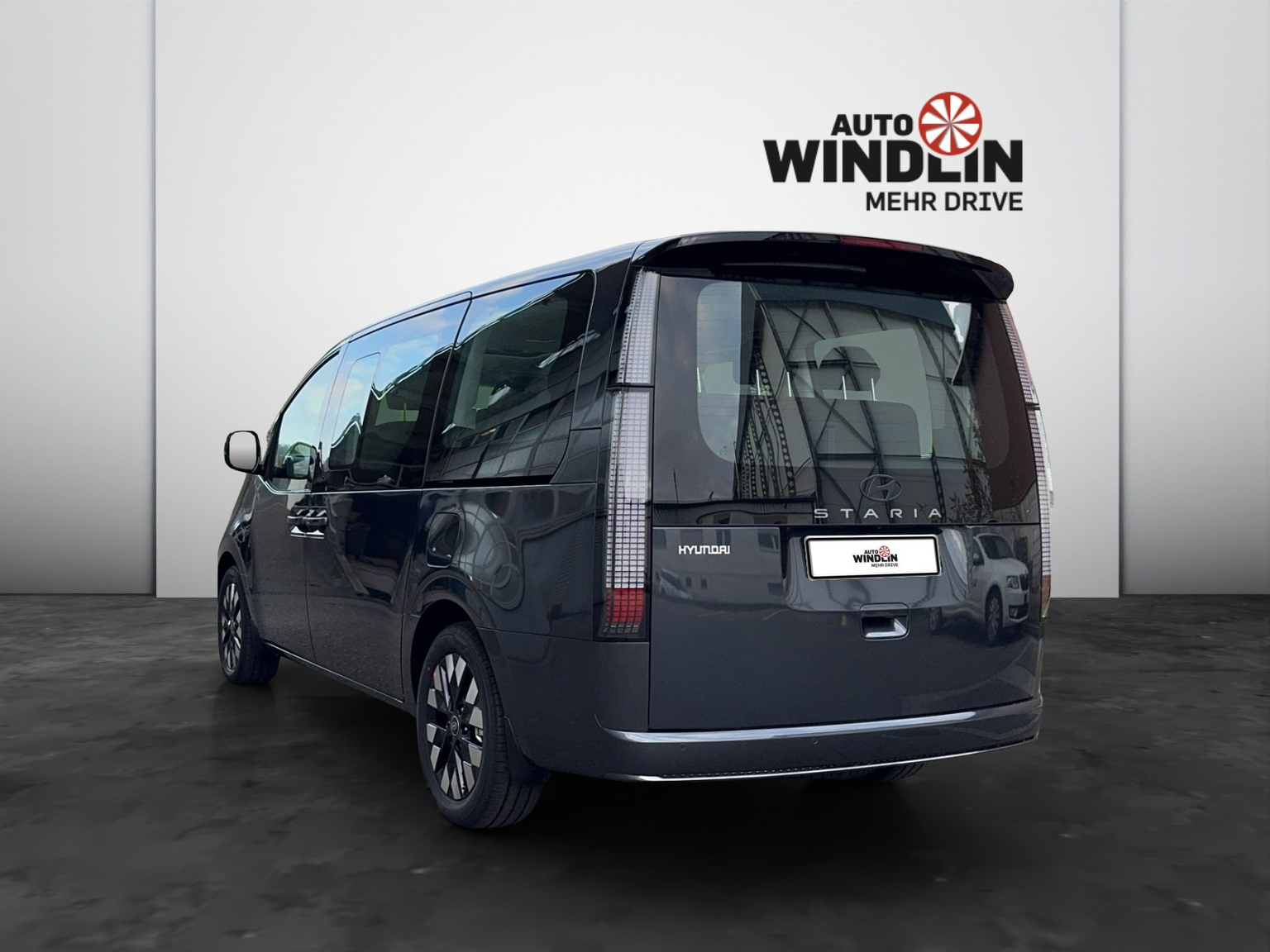 HYUNDAI Staria Premium 1.6 GDi HEV Vertex 7P