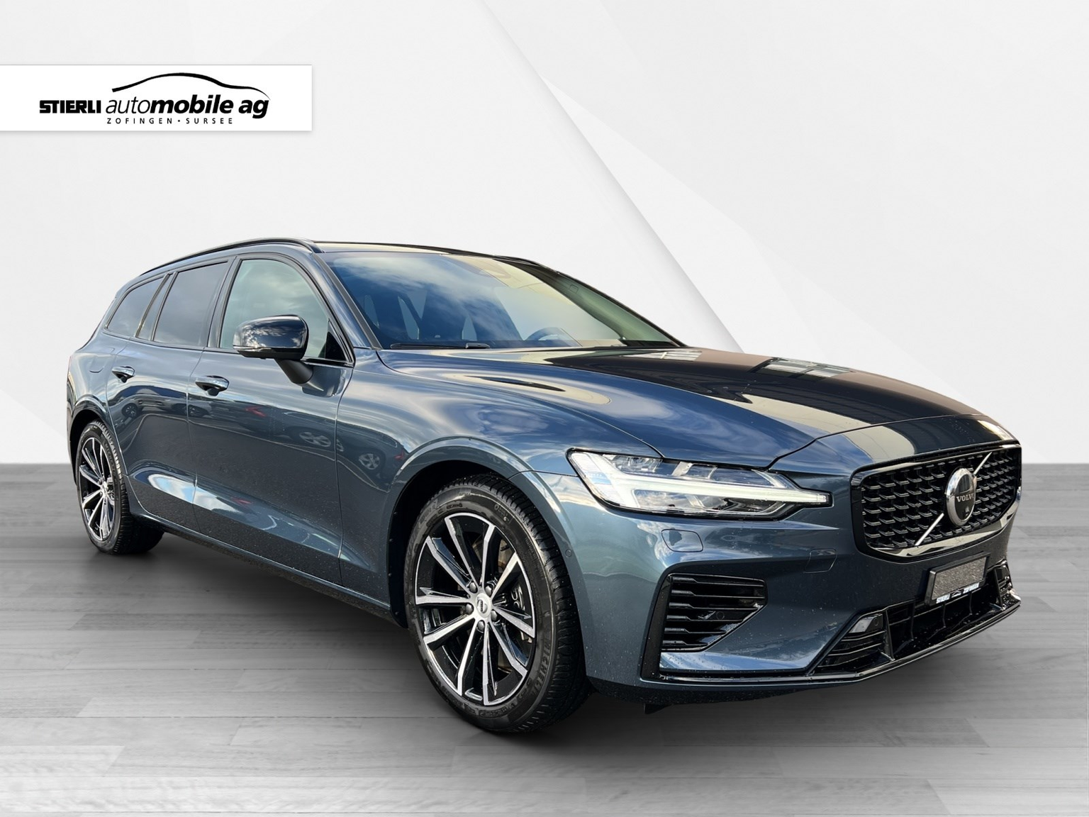 VOLVO V60 2.0 T8 TE Ultra Dark eAWD