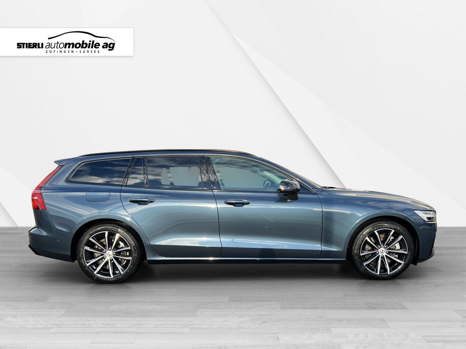 VOLVO V60 2.0 T8 TE Ultra Dark eAWD
