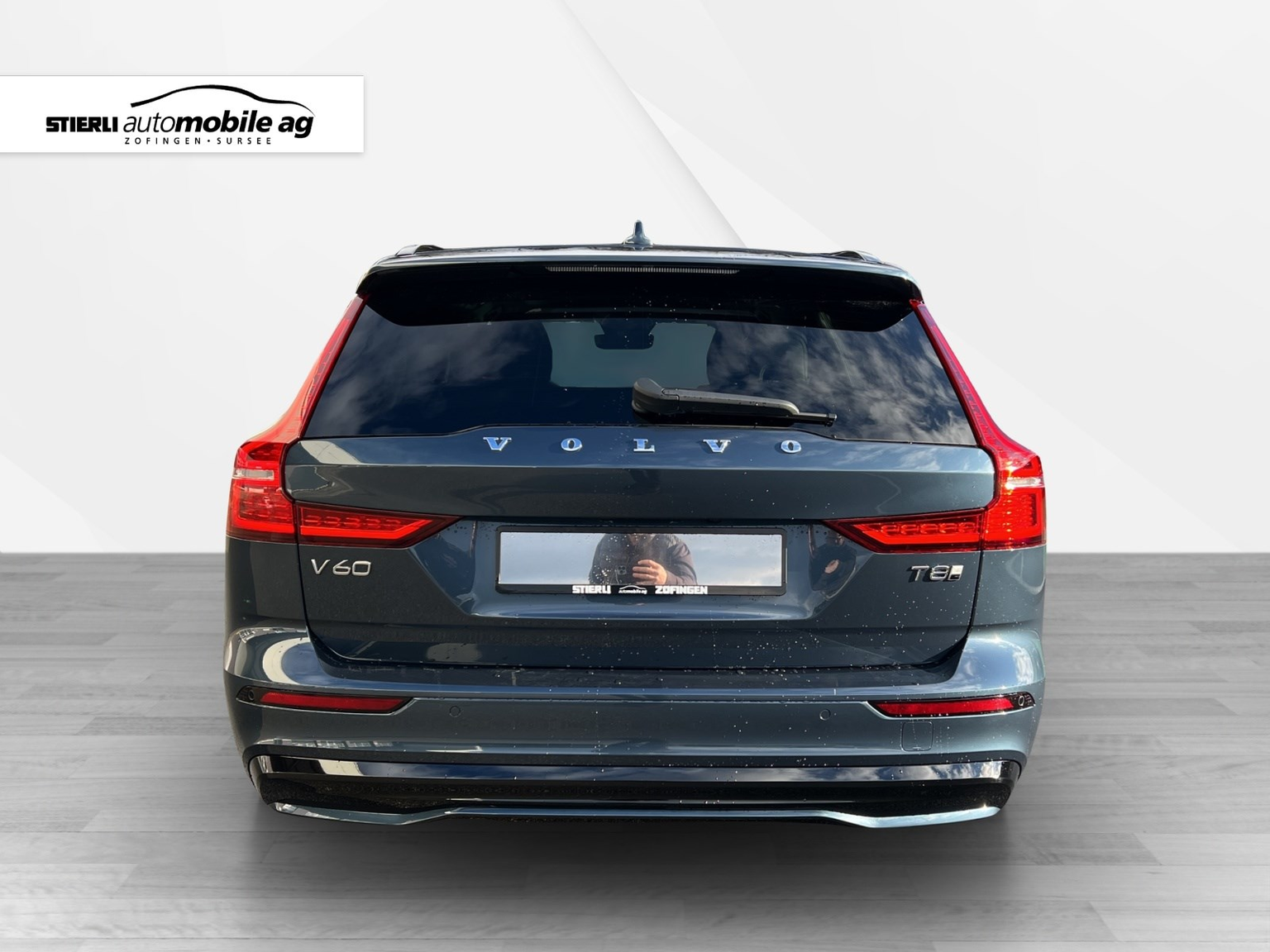 VOLVO V60 2.0 T8 TE Ultra Dark eAWD