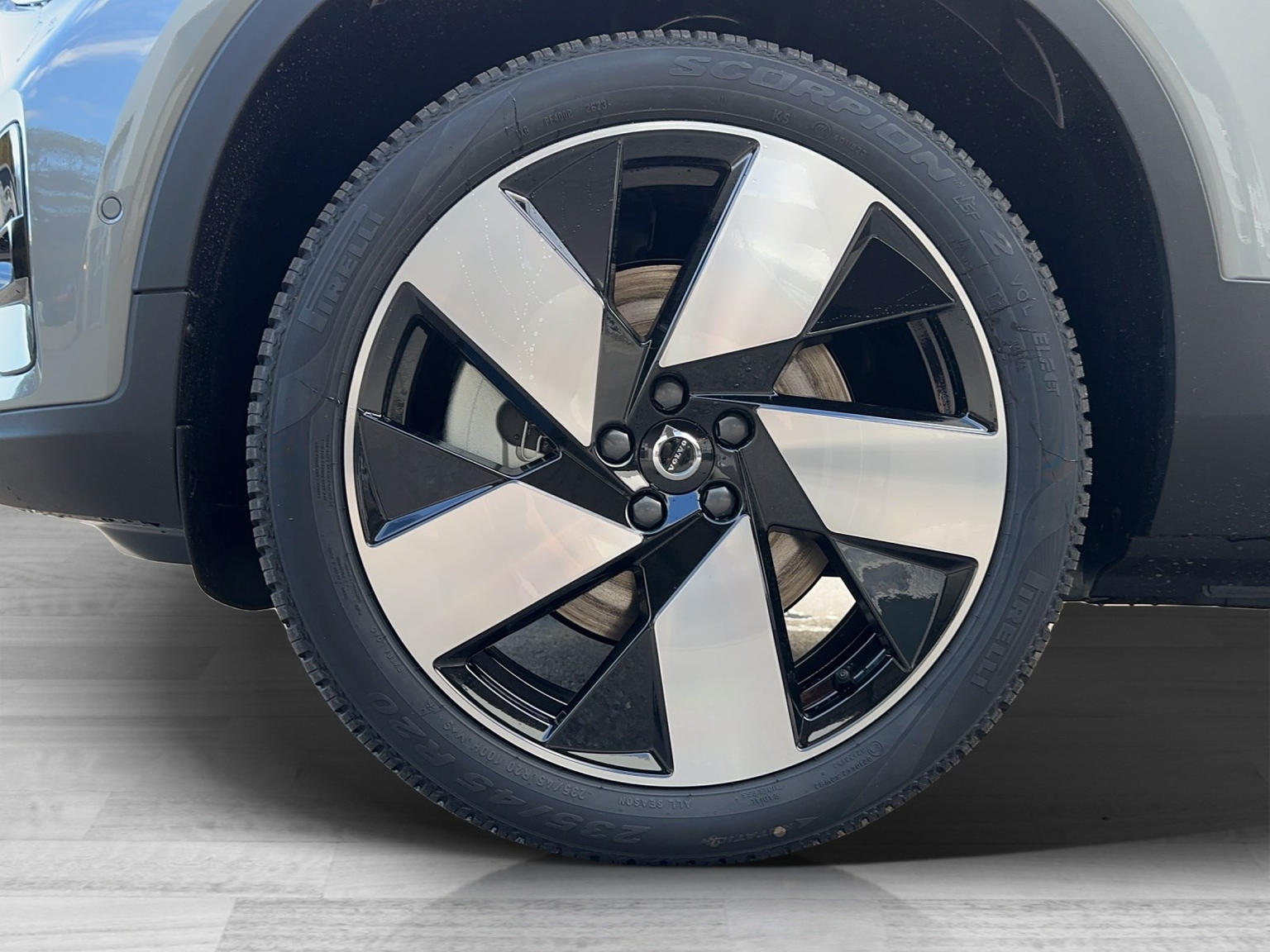 VOLVO C40 E80 Ultimate