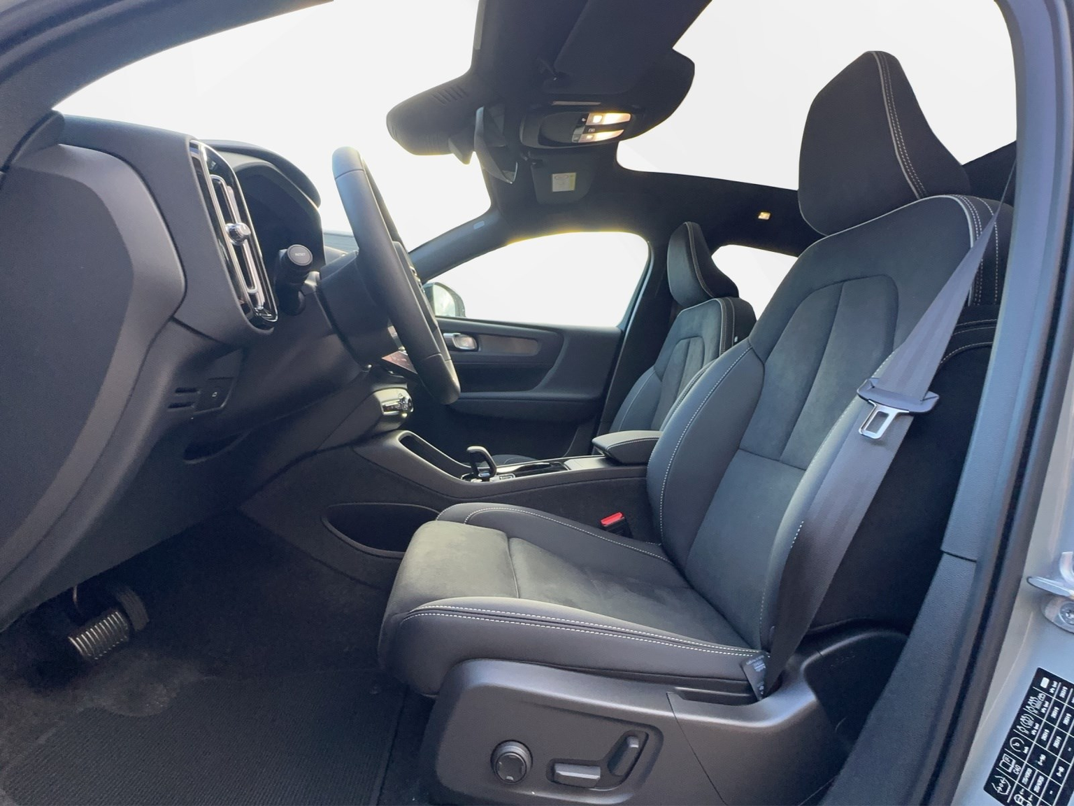 VOLVO C40 E80 Ultimate