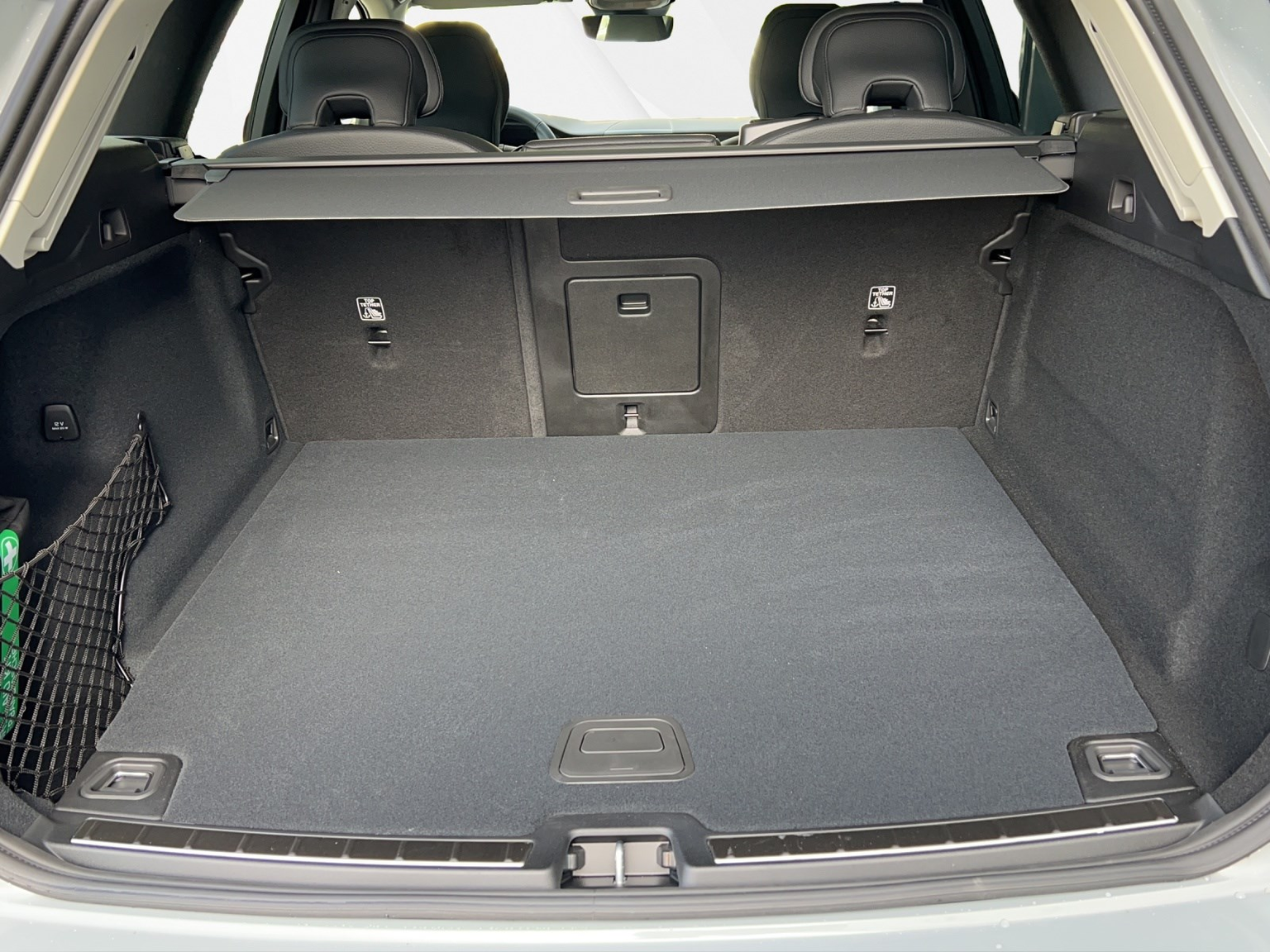 VOLVO XC60 2.0 T6 TE Plus Dark eAWD