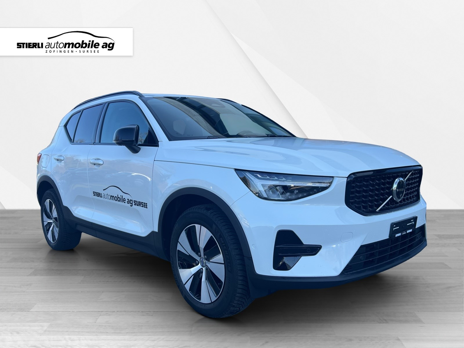 VOLVO XC40 2.0 B4 MH Plus Dark