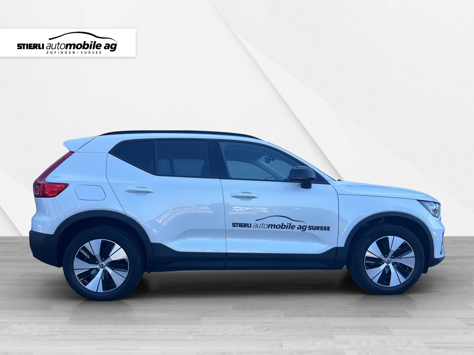 VOLVO XC40 2.0 B4 MH Plus Dark