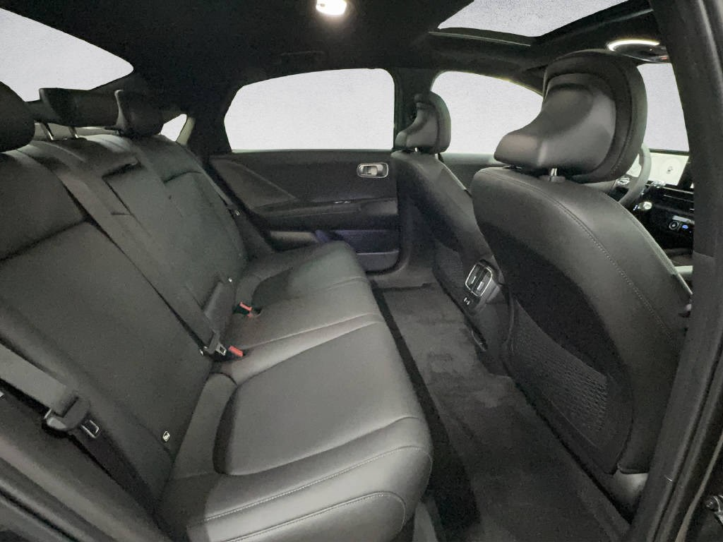 HYUNDAI Ioniq 6 Launch Edition 4WD 77.4 kWh