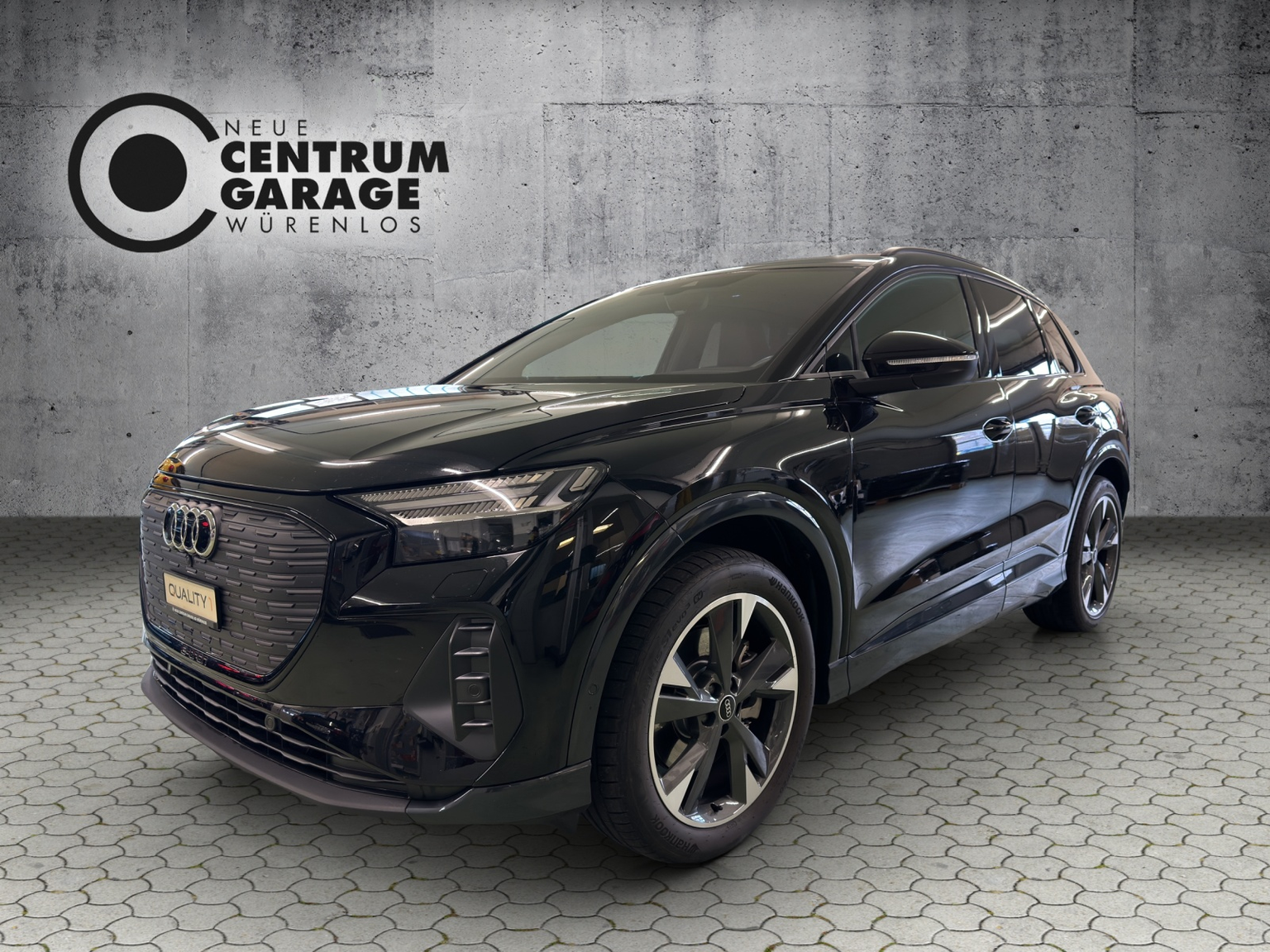 AUDI Q4 e-tron 45 quattro