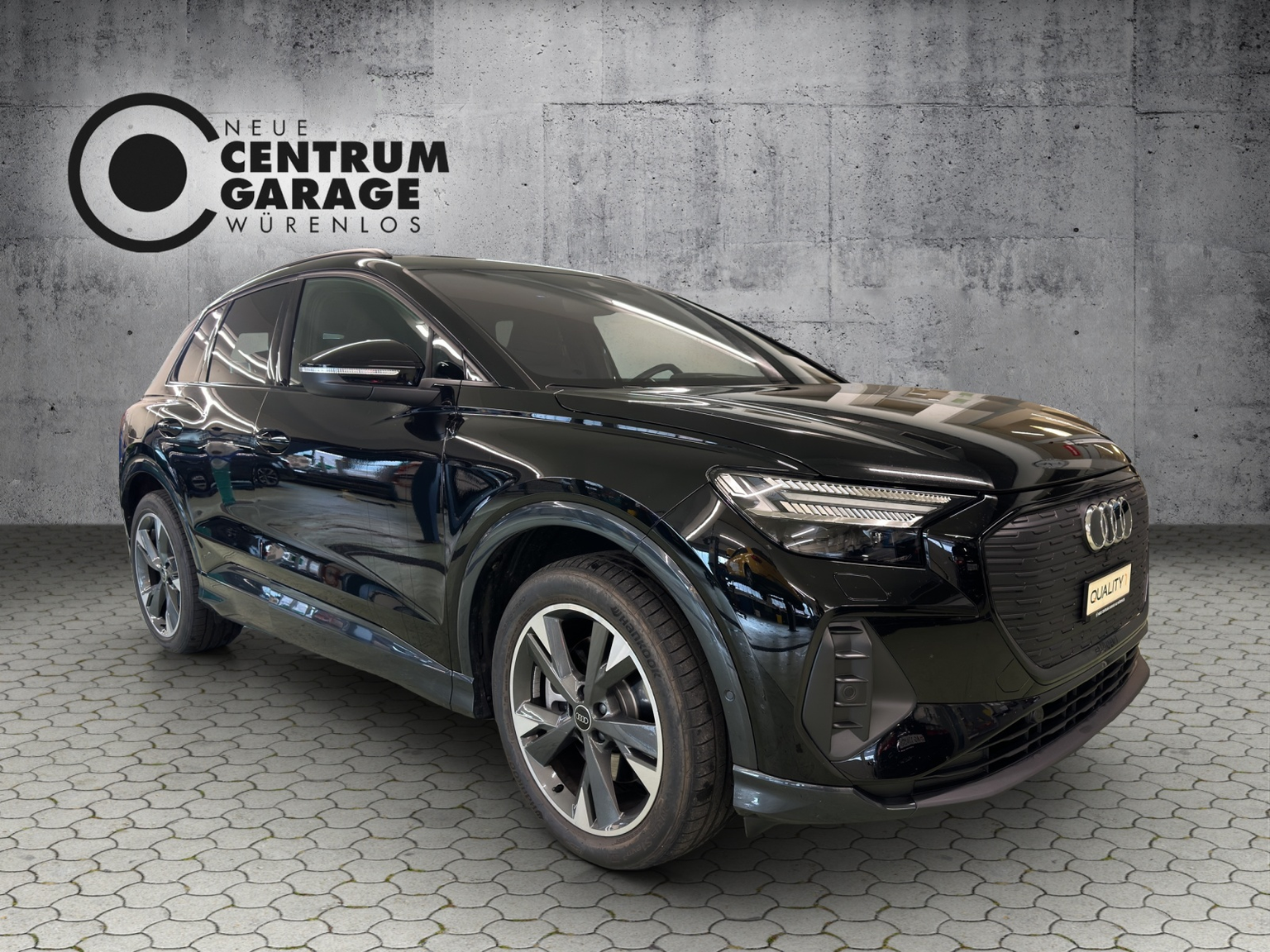 AUDI Q4 e-tron 45 quattro