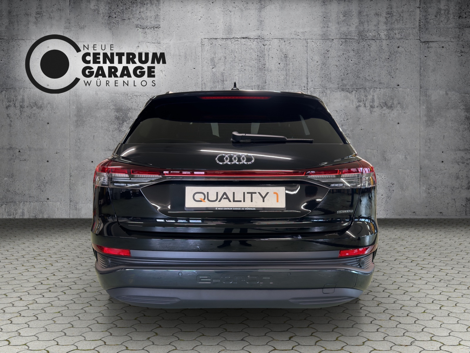 AUDI Q4 e-tron 45 quattro