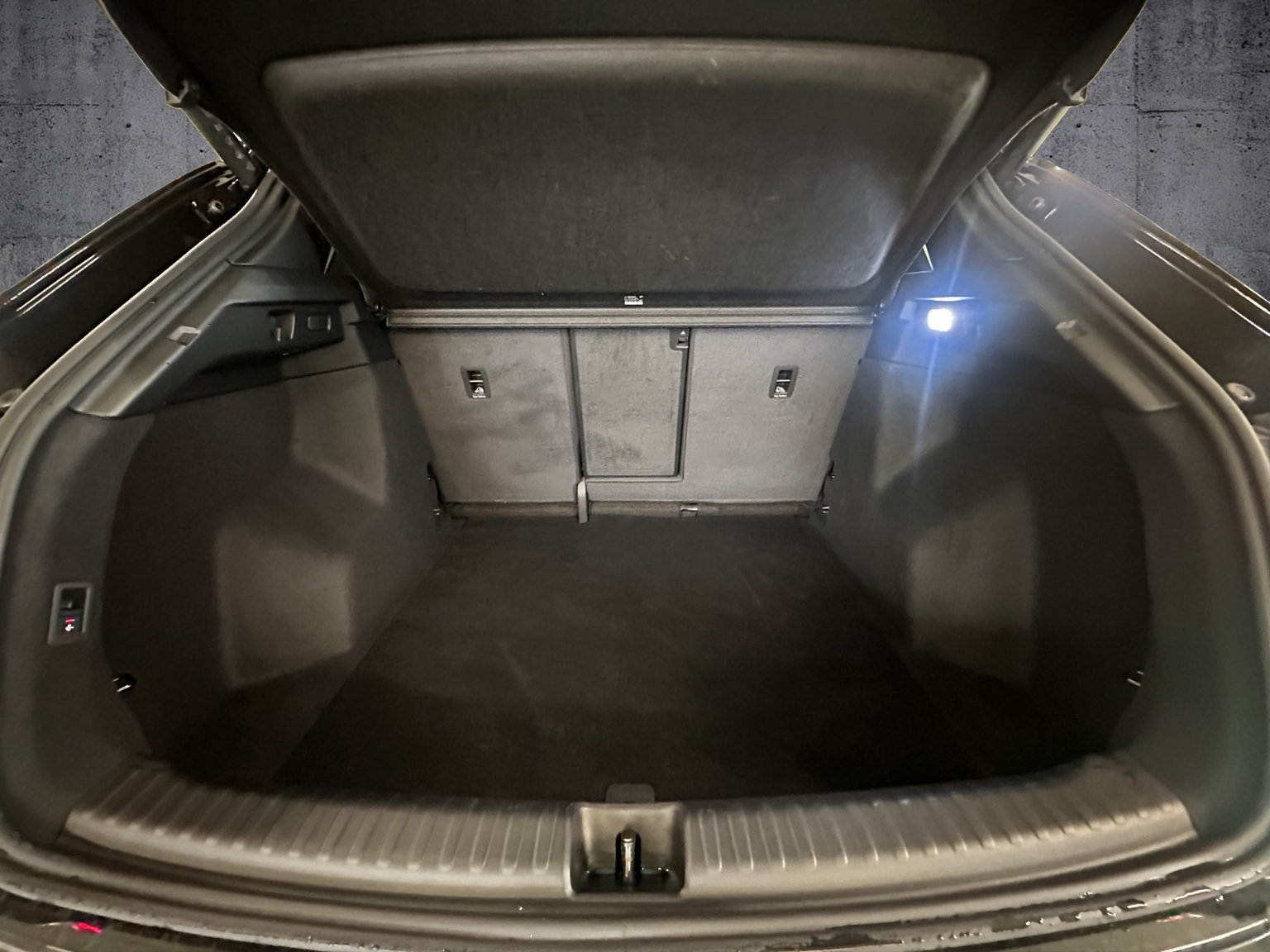 AUDI Q4 e-tron 45 quattro