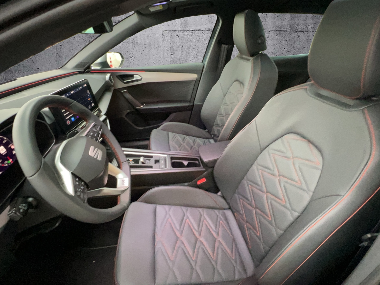 SEAT Leon ST 1.5 eTSI mHEV DSG Hola FR