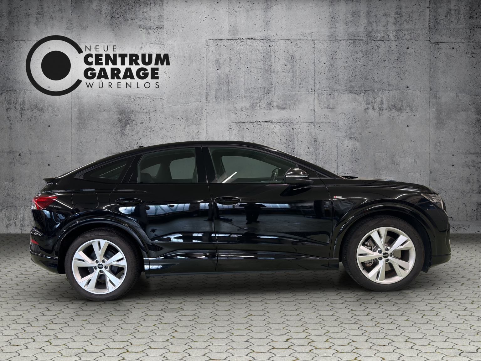 AUDI Q4 Sportback e-tron 45 quattro