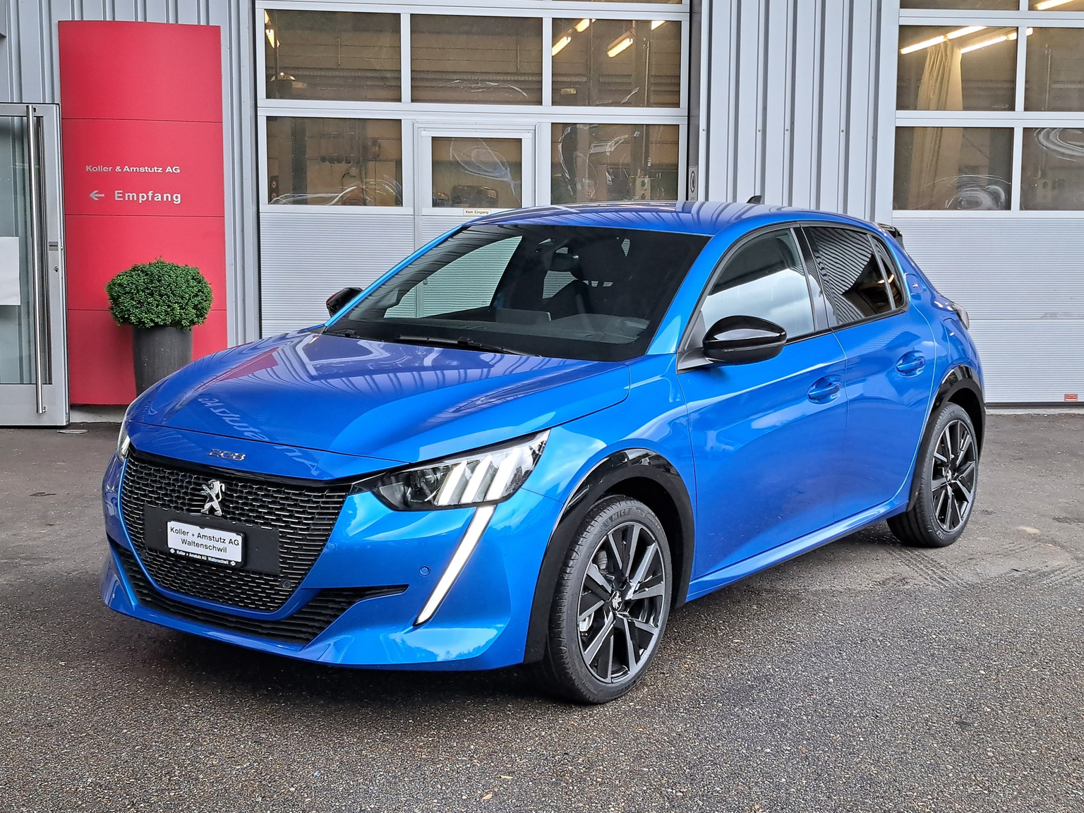PEUGEOT 208 1.2 PureTech GT EAT8