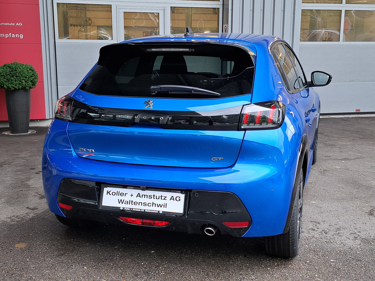 PEUGEOT 208 1.2 PureTech GT EAT8