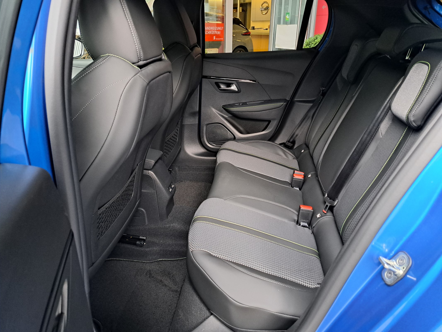PEUGEOT 208 1.2 PureTech GT EAT8