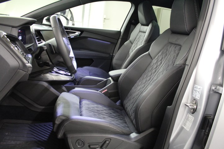 AUDI Q4 e-tron 45 quattro