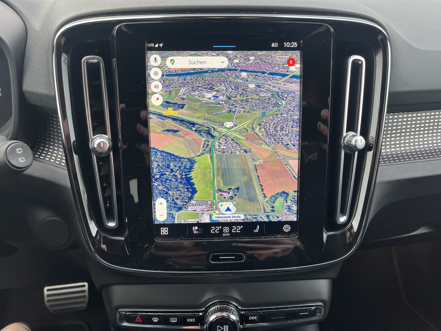 VOLVO XC40 P8 R-Design AWD