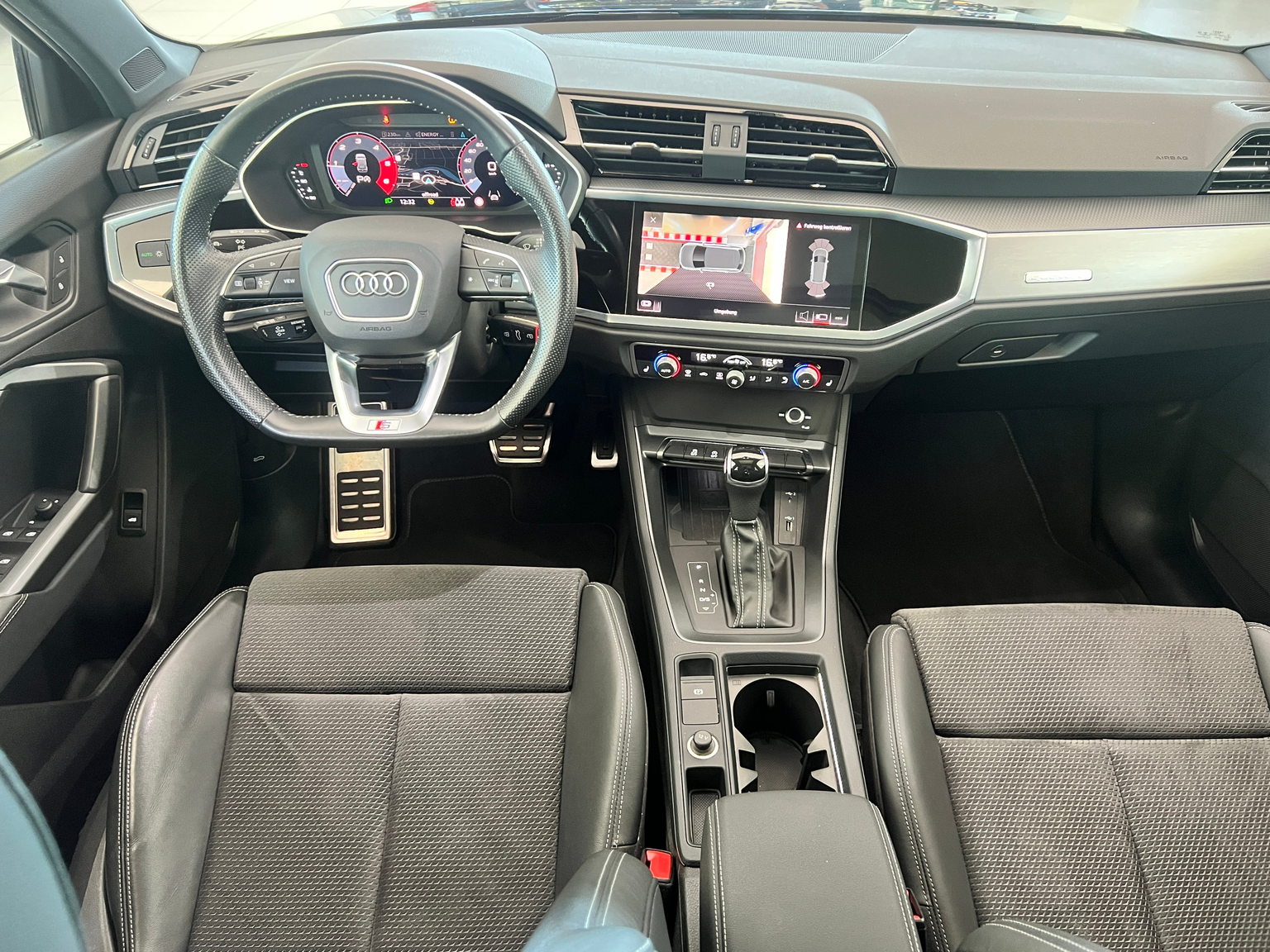 AUDI AUDI Q3 S line quattro S-tronic 2.0TDI 190PS
