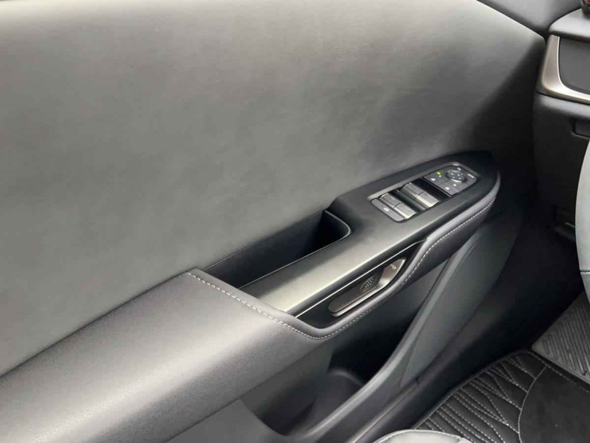 LEXUS RZ 450e comfort Direct4 elektrisch 71,4 kWh