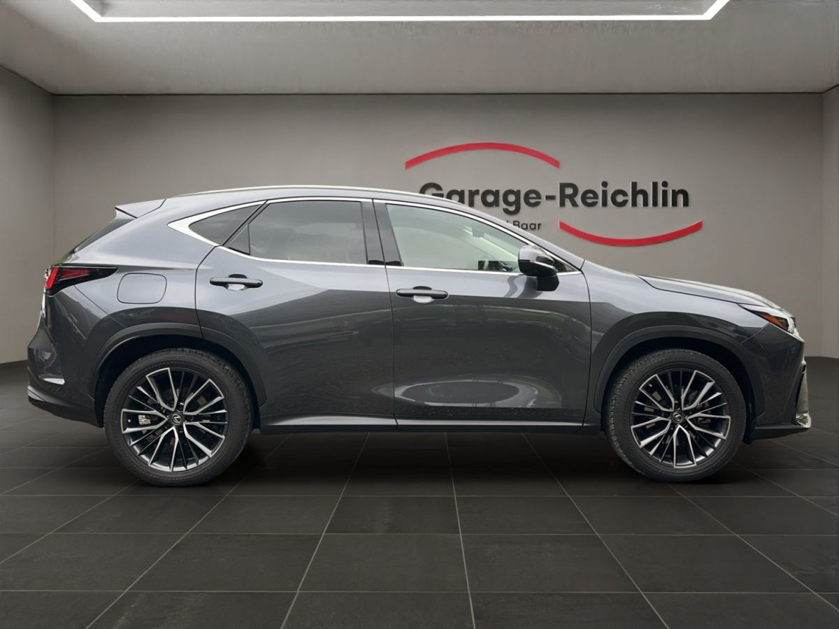 LEXUS NX 450h+ excellence AWD
