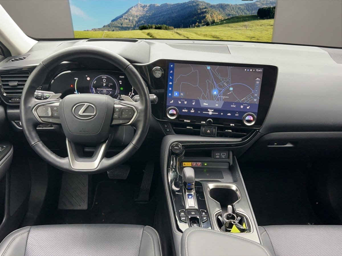 LEXUS NX 450h+ excellence AWD