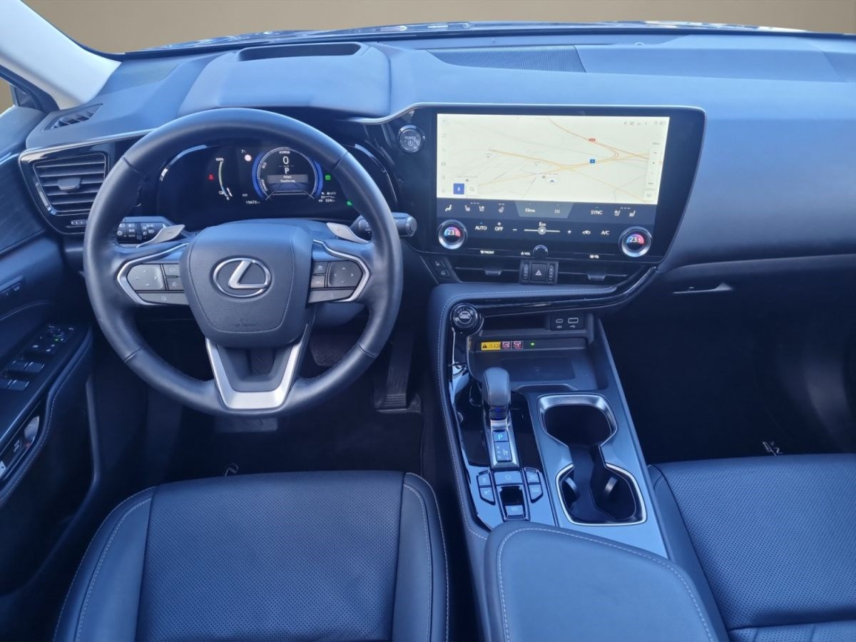 LEXUS NX 450h+ excellence AWD