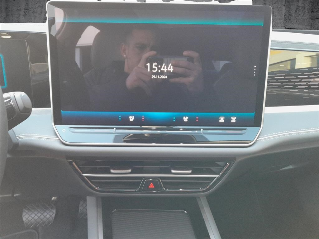 VW Passat Variant 2.0 TDI evo Elegance DSG