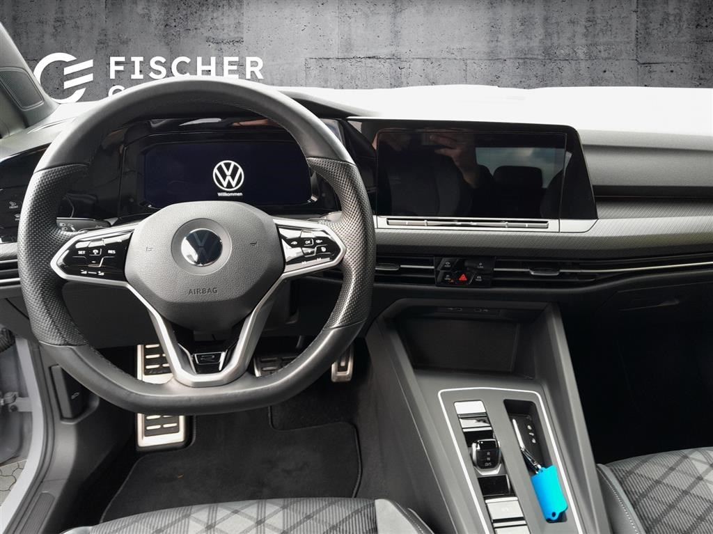 VW Golf 1.5 eTSI mHEV ACT R-Line DSG