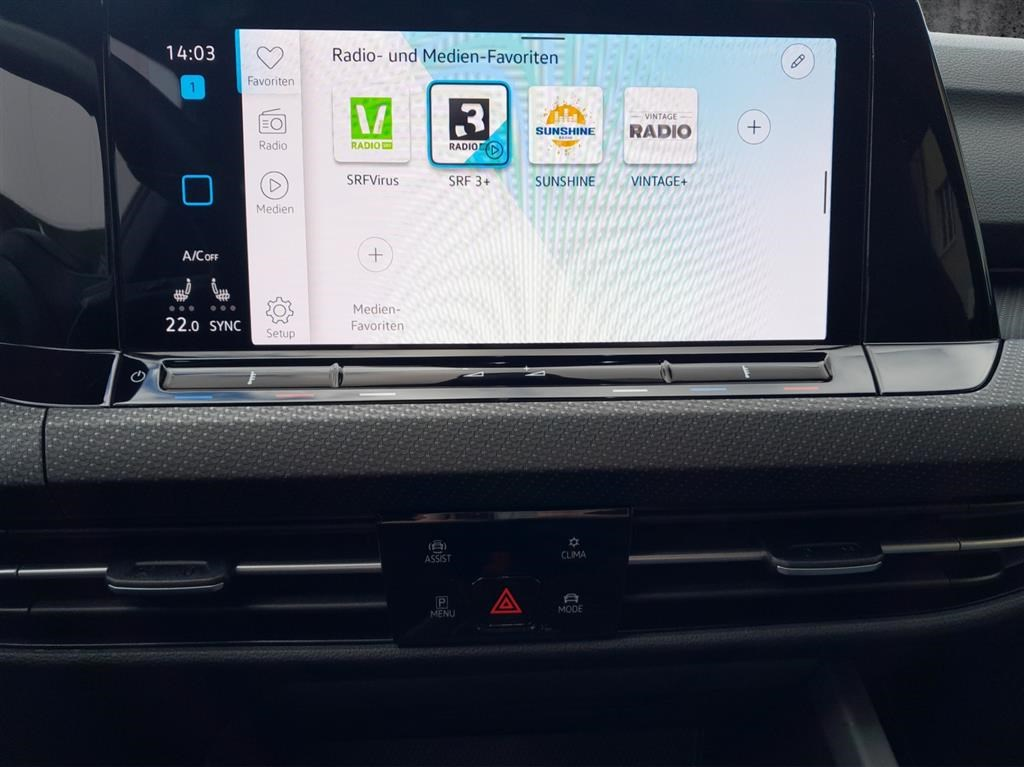 VW Golf 1.5 eTSI mHEV ACT R-Line DSG