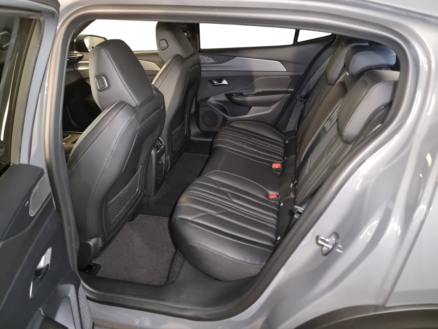 PEUGEOT 408 1.2 PT GT EAT8