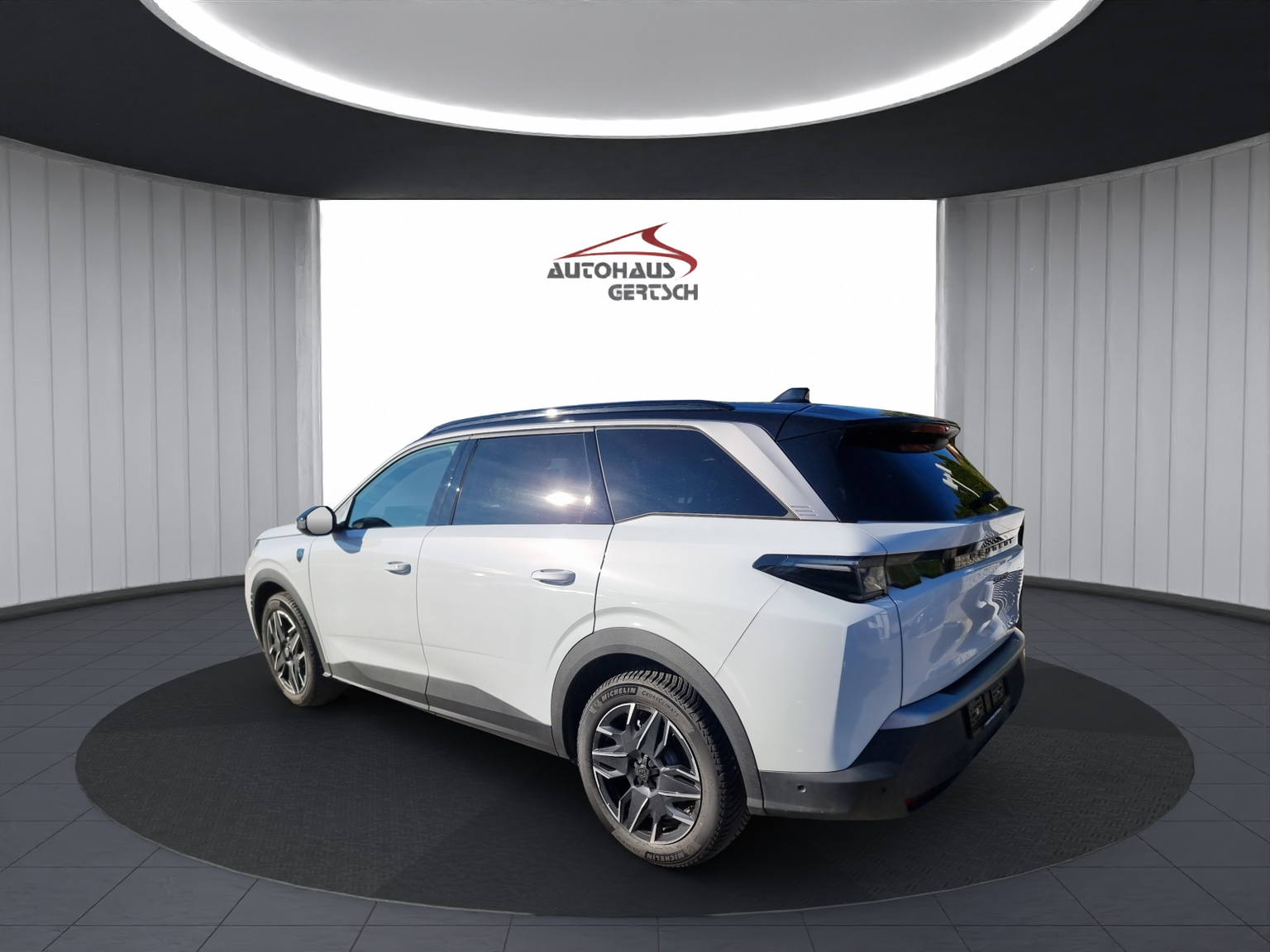 PEUGEOT 5008 136 e-DCS6 GT