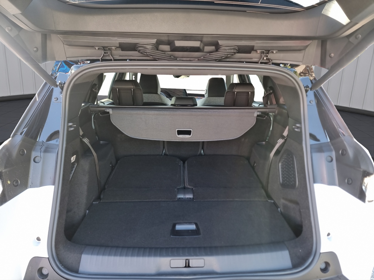 PEUGEOT 5008 136 e-DCS6 GT