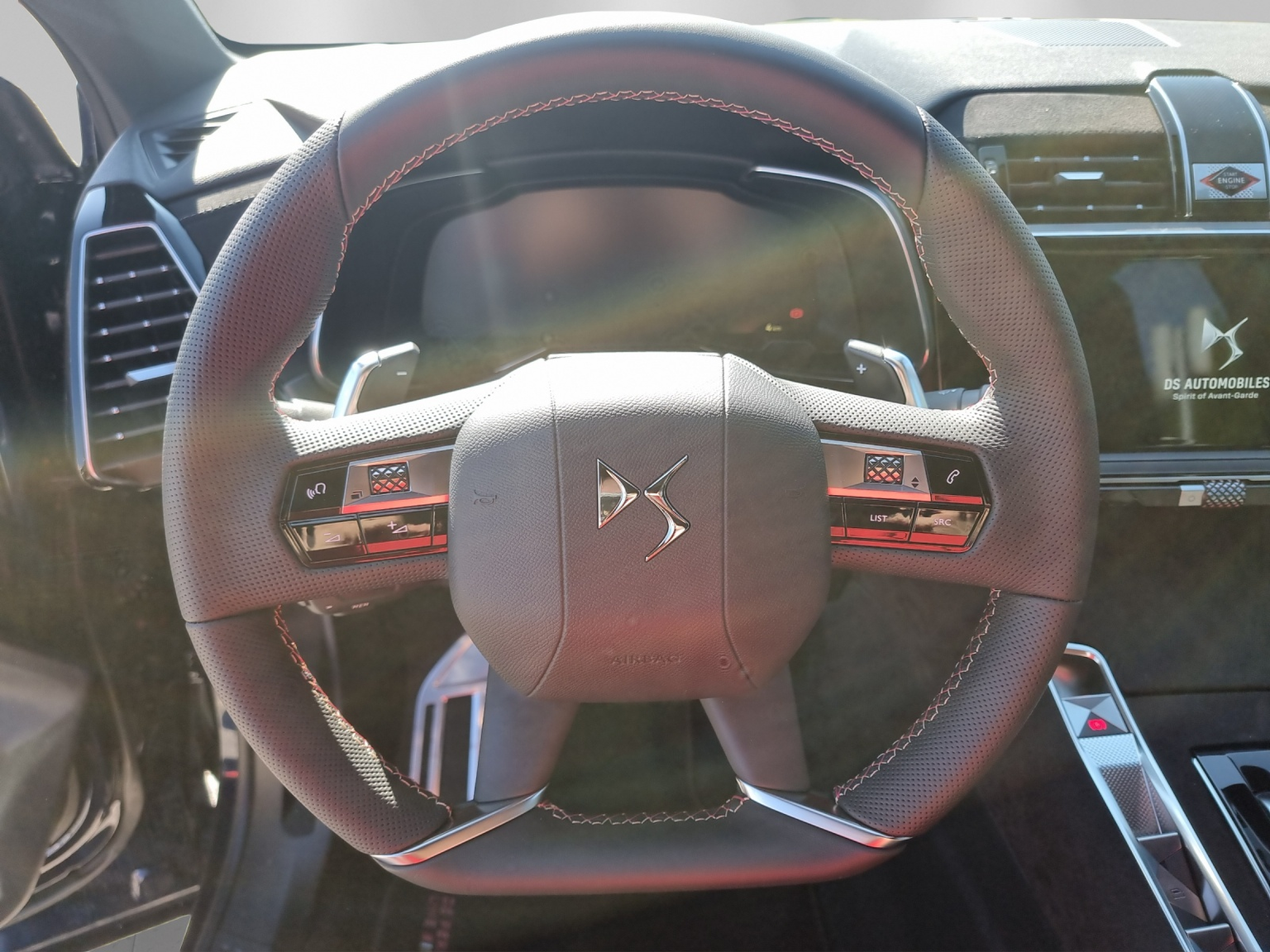 DS AUTOMOBILES DS 7 E-T.300 4x4 Lig Noi.