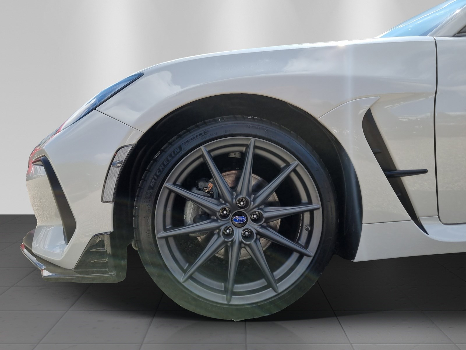 SUBARU BRZ 2.4 STI Line AT