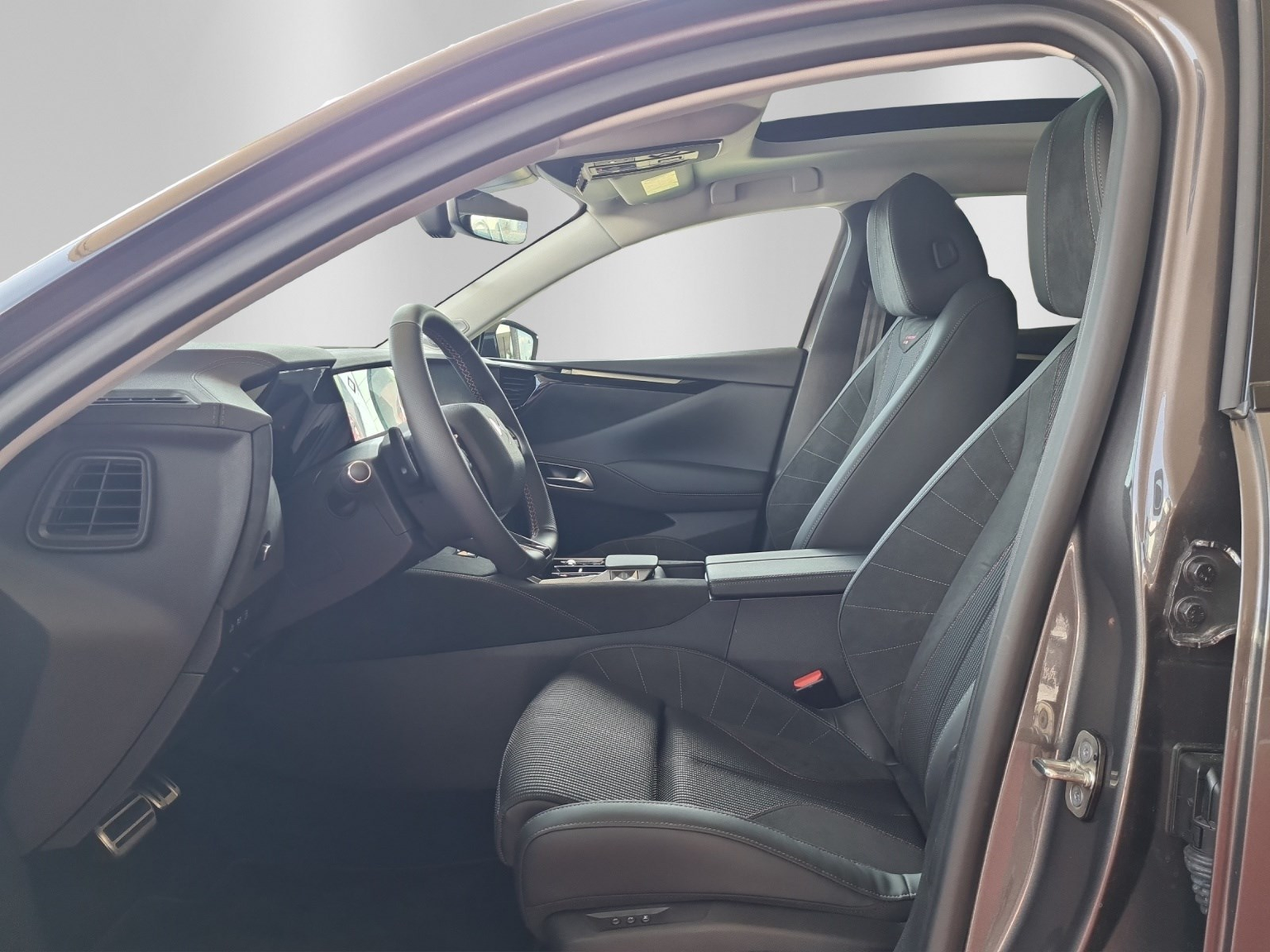 DS AUTOMOBILES DS 4 1.6 Performance Line
