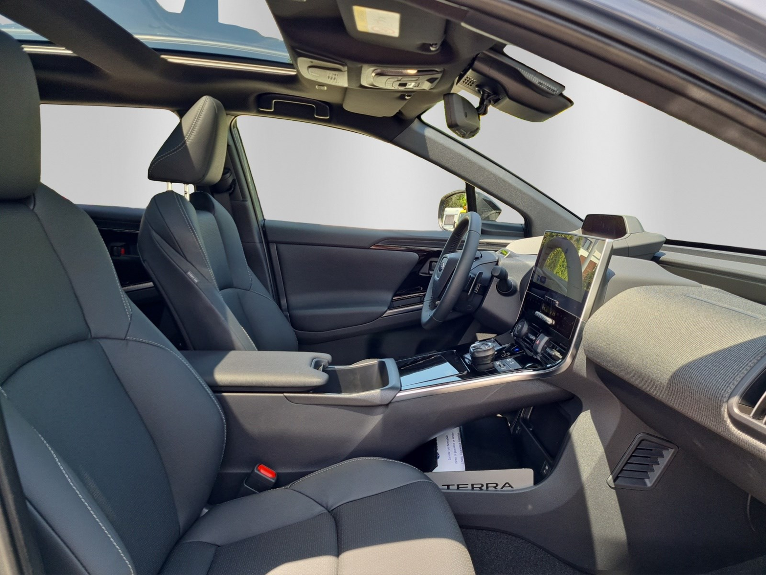 SUBARU Solterra eV Luxury AWD