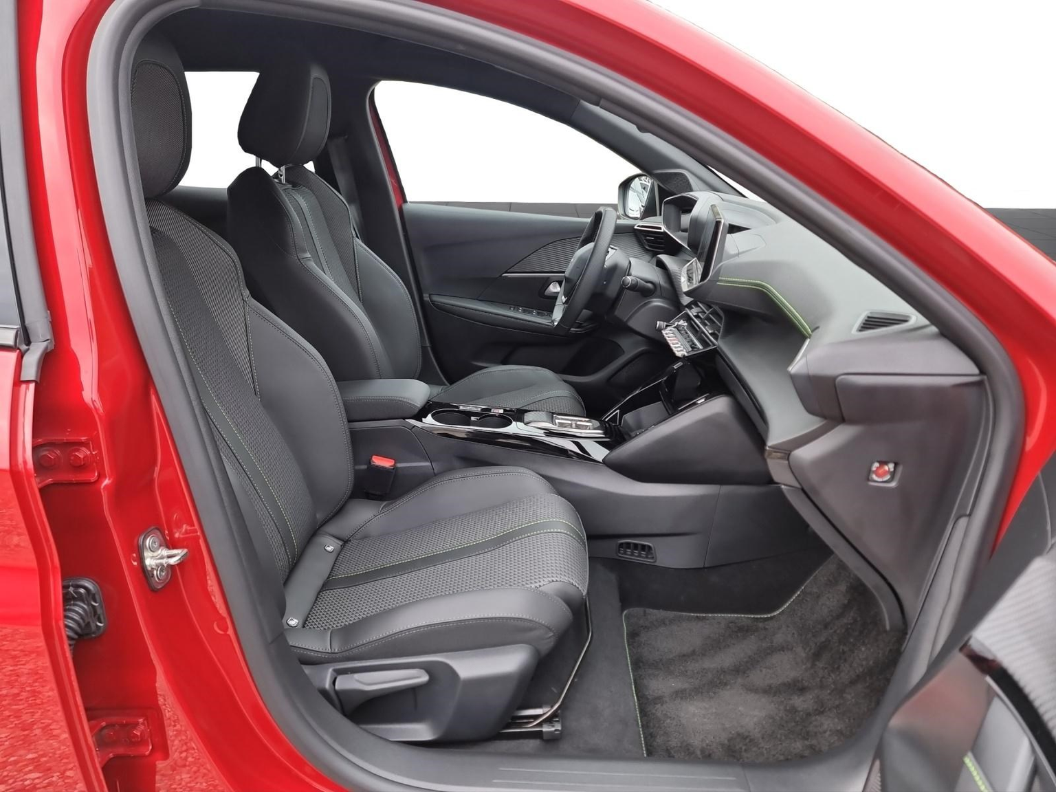 PEUGEOT 208 e-GT