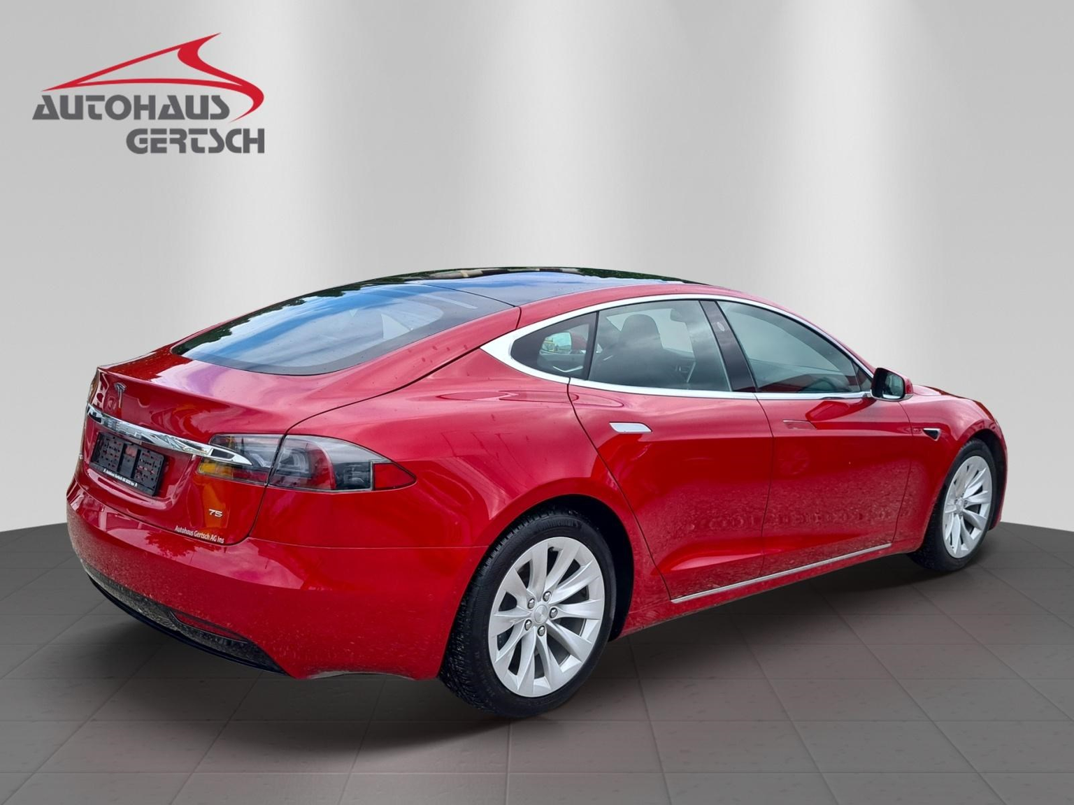 TESLA Model S 75