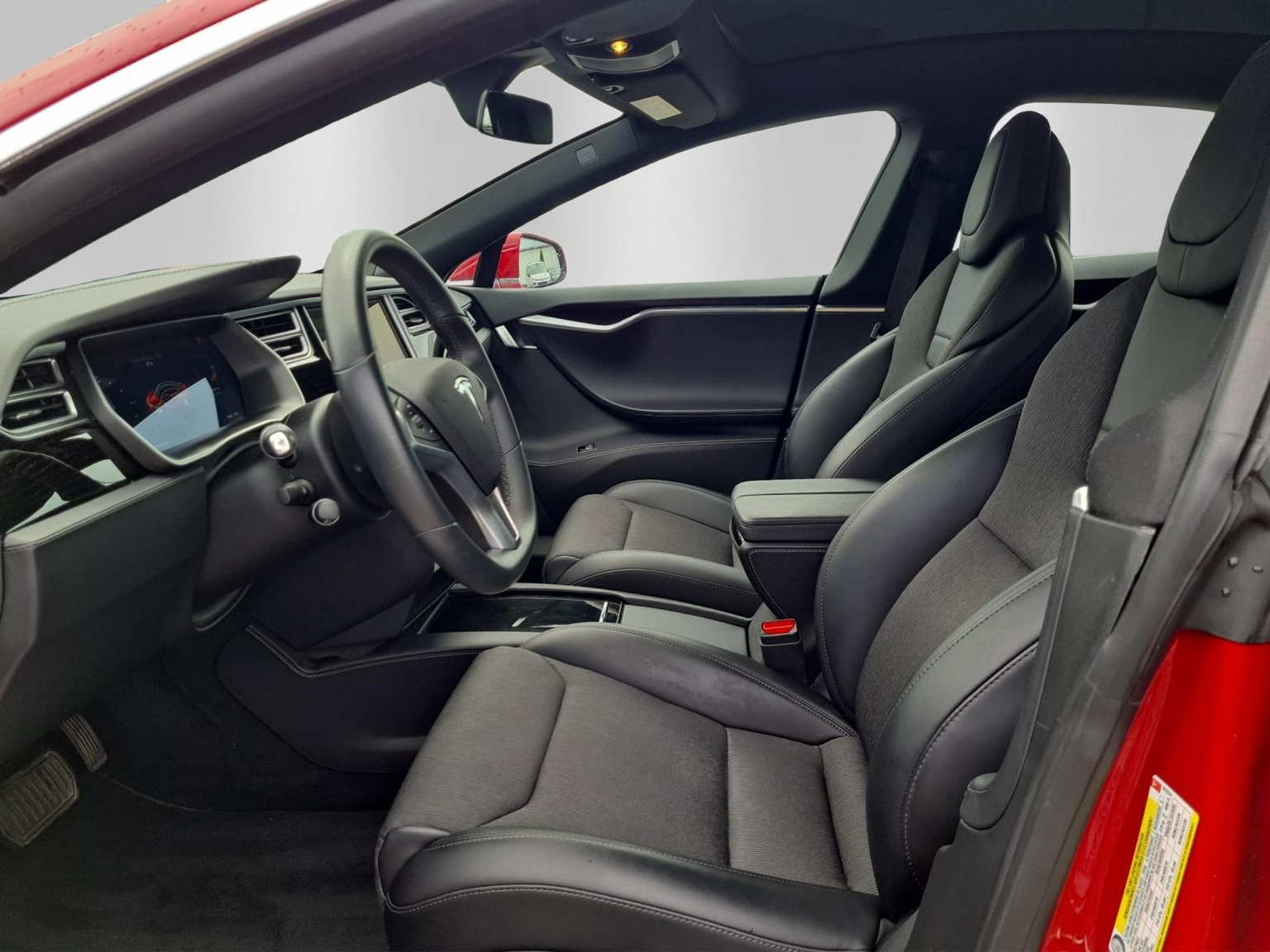 TESLA Model S 75