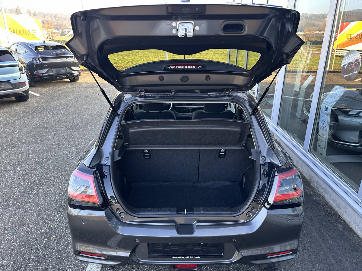 SUZUKI Swift 1.2 Privilege Hybrid 4x4